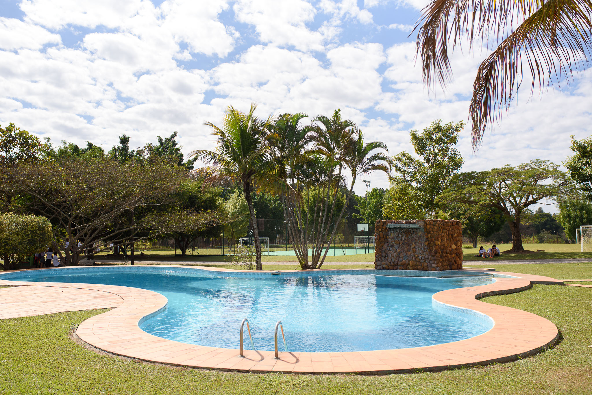 Piscinas e quadras